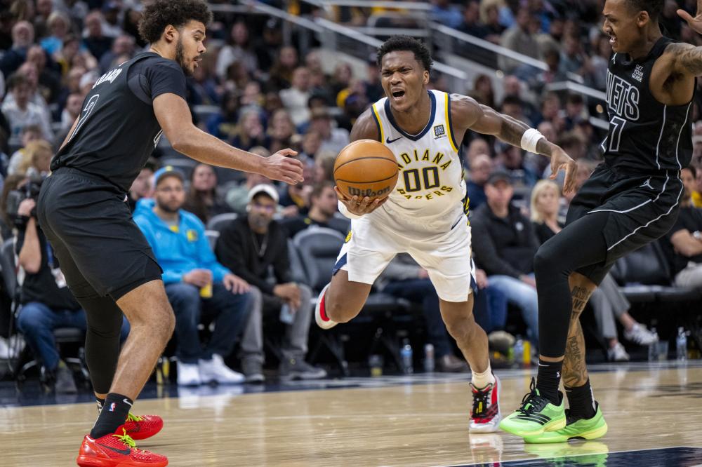 汤普森14分＆弗拉格低迷，独行侠半场4分领先