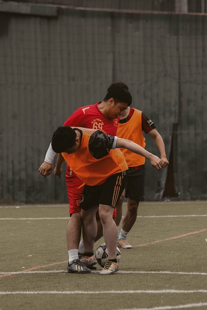 无论是他在